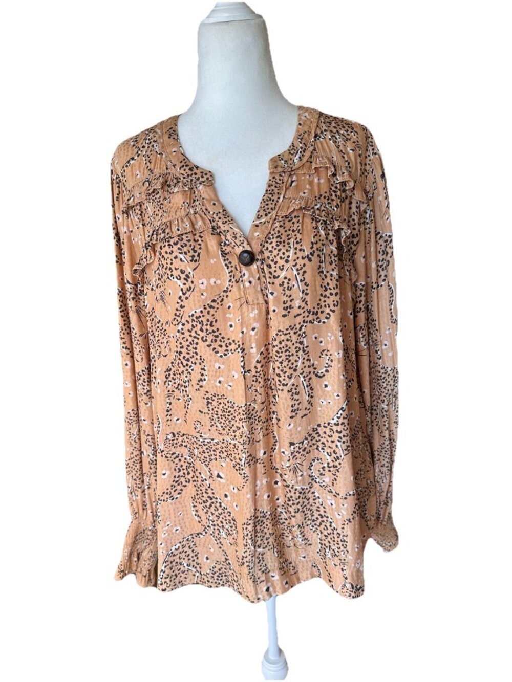 Democracy Women's Brown Animal Print Short Sleeve Top Size L